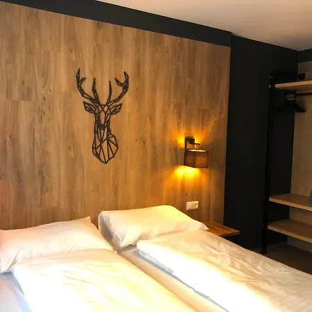 شقة دهام باي سارينا - فيليج أبارتمنتس